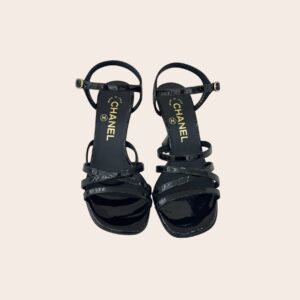 Босоножки Chanel с застежкой