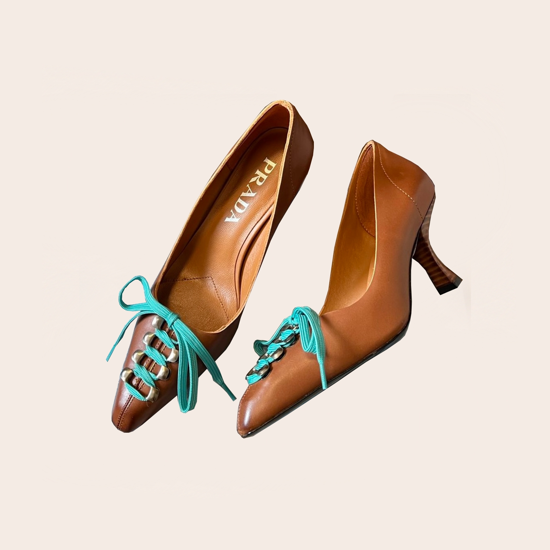 Туфли Prada  со шнуровкой